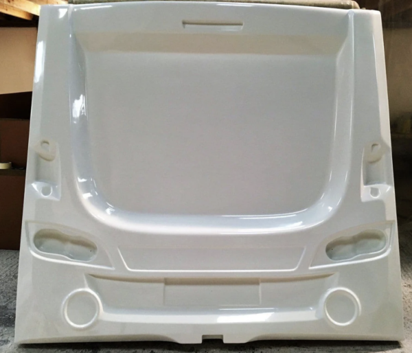 Swift Caravan Rear Panel 002